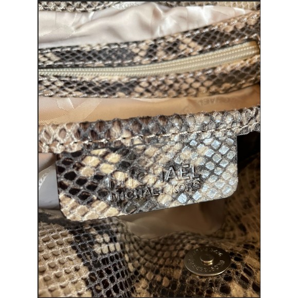 Michael Kors Gray Snakeskin Silver Hardware Large Hamilton Bag - Picture 7 of 16